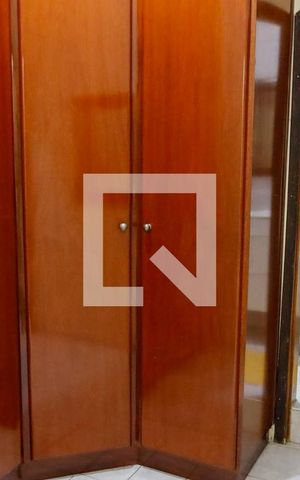 Casa à venda com 280m², 3 quartos e 2 vagas Casa à venda com 280m², 3 quartos e 2 vagasCloset do quarto 3