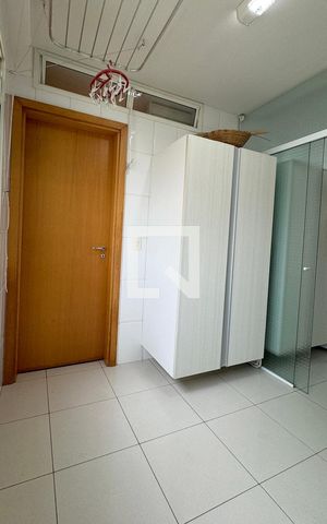 Apartamento para alugar com 133m², 3 quartos e 2 vagasÁrea de Serviço