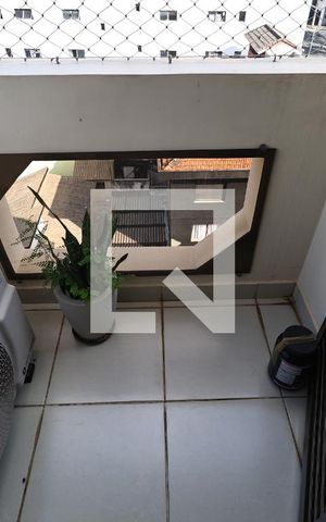 Apartamento à venda com 198m², 4 quartos e 4 vagasSuíte 1 - sacada