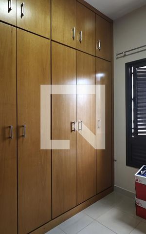 Apartamento à venda com 198m², 4 quartos e 4 vagasEscritório