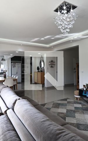 Apartamento à venda com 198m², 4 quartos e 4 vagasSala
