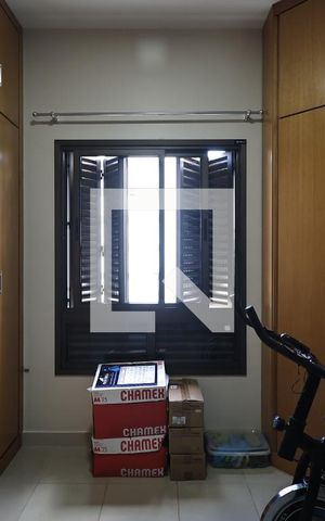 Apartamento à venda com 198m², 4 quartos e 4 vagasEscritório