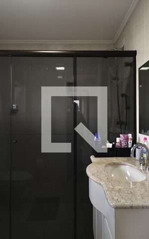 Apartamento à venda com 198m², 4 quartos e 4 vagasBanheiro da Suíte 2