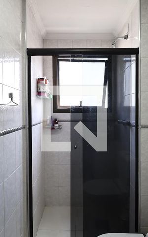Apartamento à venda com 198m², 4 quartos e 4 vagasBanheiro da Suíte 1