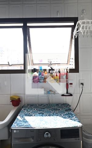 Apartamento à venda com 198m², 4 quartos e 4 vagasÁrea de Serviço
