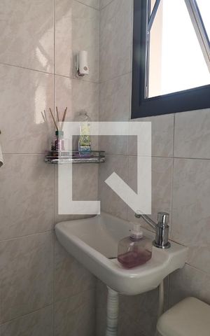 Apartamento à venda com 198m², 4 quartos e 4 vagasBanheiro de serviço