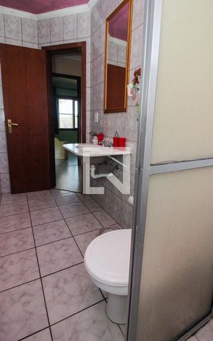 Casa de condomínio à venda com 111m², 3 quartos e 2 vagas Casa de condomínio à venda com 111m², 3 quartos e 2 vagasBanheiro Social