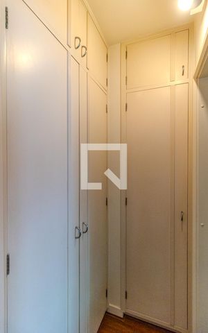 Apartamento para alugar com 220m², 3 quartos e 3 vagasSuíte 1