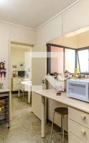 Apartamento para alugar com 220m², 3 quartos e 3 vagasCozinha