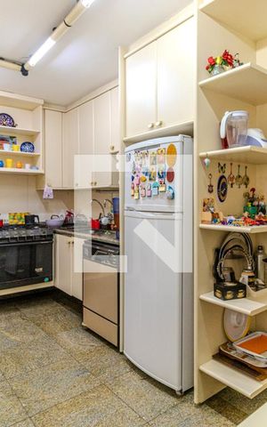 Apartamento para alugar com 220m², 3 quartos e 3 vagasCozinha
