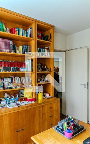 Apartamento para alugar com 220m², 3 quartos e 3 vagasEscritório