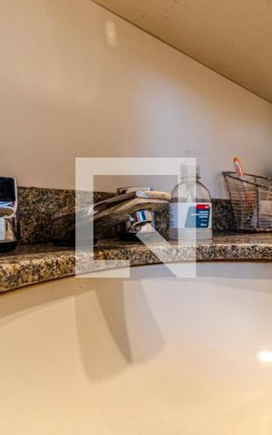 Apartamento para alugar com 220m², 3 quartos e 3 vagasBanheiro da Suíte 1