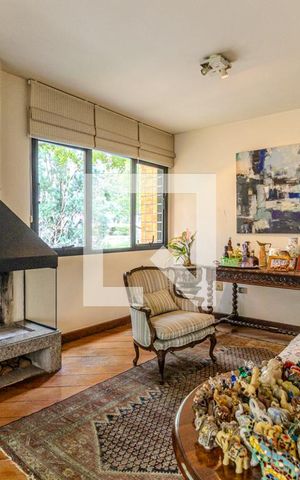 Apartamento para alugar com 220m², 3 quartos e 3 vagasSala