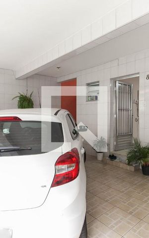 Casa à venda com 130m², 3 quartos e 2 vagas Casa à venda com 130m², 3 quartos e 2 vagasGaragem
