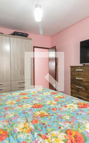 Casa à venda com 130m², 3 quartos e 2 vagas Casa à venda com 130m², 3 quartos e 2 vagasQuarto da casa 1