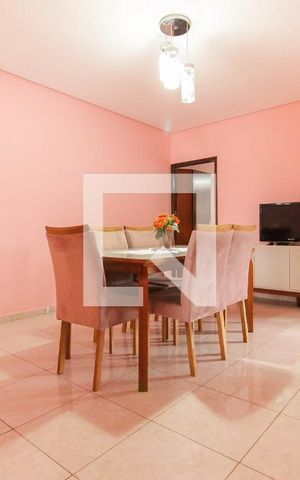 Casa à venda com 130m², 3 quartos e 2 vagas Casa à venda com 130m², 3 quartos e 2 vagasSala da casa 1