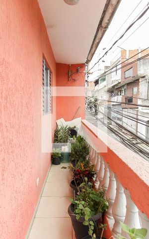 Casa à venda com 130m², 3 quartos e 2 vagas Casa à venda com 130m², 3 quartos e 2 vagasVaranda Sala da casa 1