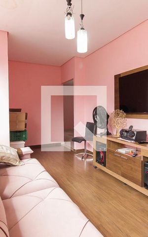 Casa à venda com 130m², 3 quartos e 2 vagas Casa à venda com 130m², 3 quartos e 2 vagasSala da casa 1