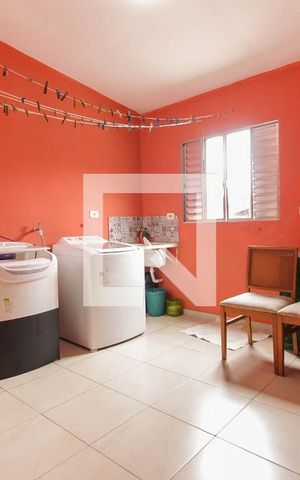 Casa à venda com 130m², 3 quartos e 2 vagas Casa à venda com 130m², 3 quartos e 2 vagasÁrea de Serviço da casa 1