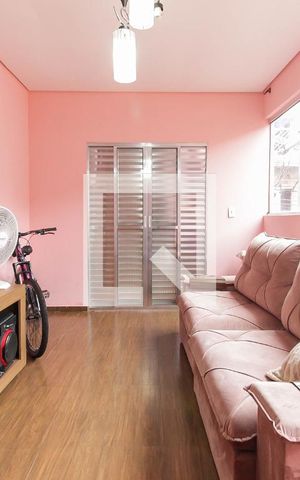 Casa à venda com 130m², 3 quartos e 2 vagas Casa à venda com 130m², 3 quartos e 2 vagasSala da casa 1