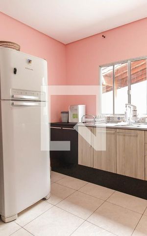 Casa à venda com 130m², 3 quartos e 2 vagas Casa à venda com 130m², 3 quartos e 2 vagasCozinha da Casa 1
