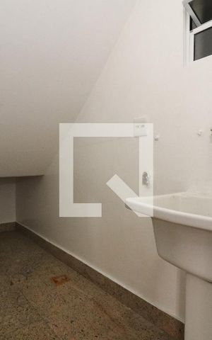 Casa para alugar com 190m², 3 quartos e 4 vagasÁrea de Serviço