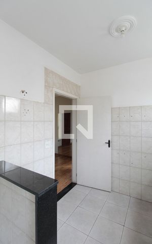 Apartamento à venda com 65m², 2 quartos e 1 vagaCozinha e Área de Serviço