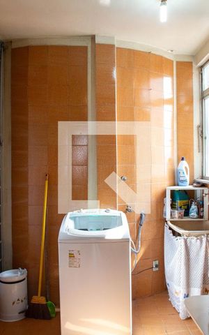 Apartamento à venda com 90m², 3 quartos e sem vagaCozinha e Área de Serviço