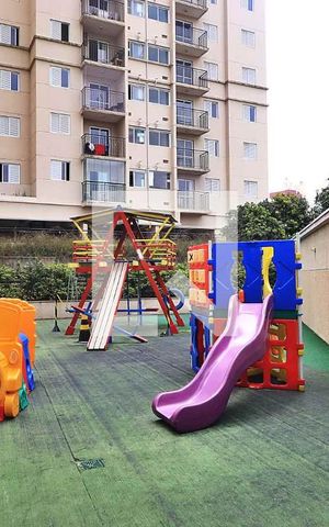 Apartamento para alugar com 60m², 2 quartos e 2 vagasÁrea comum - Playground