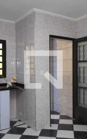 Casa à venda com 350m², 3 quartos e 3 vagasEdícula - Cozinha
