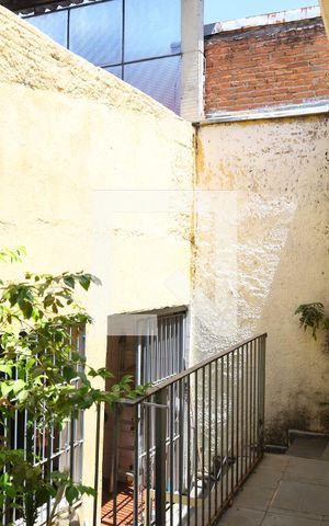 Casa à venda com 350m², 3 quartos e 3 vagasQuintal