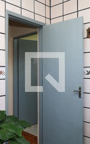 Casa à venda com 350m², 3 quartos e 3 vagasBanheiro 2