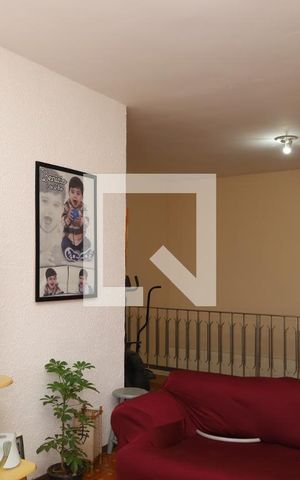 Casa à venda com 350m², 3 quartos e 3 vagasSala