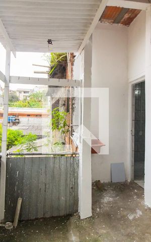 Casa para alugar com 30m², 1 quarto e sem vaga Casa para alugar com 30m², 1 quarto e sem vagaÁrea de Serviço