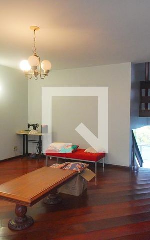 Casa à venda com 381m², 3 quartos e 1 vaga Casa à venda com 381m², 3 quartos e 1 vagaSala 2