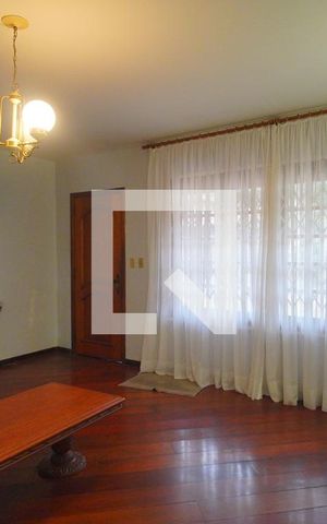 Casa à venda com 381m², 3 quartos e 1 vaga Casa à venda com 381m², 3 quartos e 1 vagaSala 2