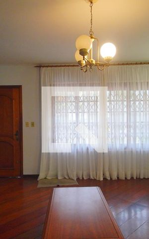 Casa à venda com 381m², 3 quartos e 1 vaga Casa à venda com 381m², 3 quartos e 1 vagaSala 2