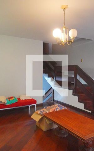 Casa à venda com 381m², 3 quartos e 1 vaga Casa à venda com 381m², 3 quartos e 1 vagaSala 2