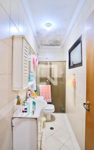 Casa à venda com 220m², 3 quartos e 5 vagas Casa à venda com 220m², 3 quartos e 5 vagasBanheiro do Quarto 3