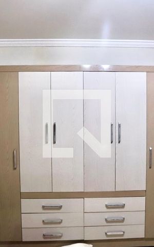 Casa à venda com 220m², 3 quartos e 5 vagas Casa à venda com 220m², 3 quartos e 5 vagasQuarto 3
