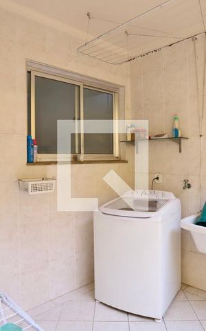 Casa à venda com 220m², 3 quartos e 5 vagas Casa à venda com 220m², 3 quartos e 5 vagasLavanderia