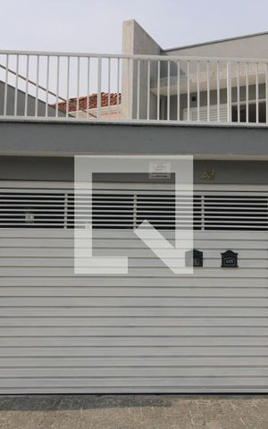Casa para alugar com 100m², 3 quartos e 1 vagaFachada