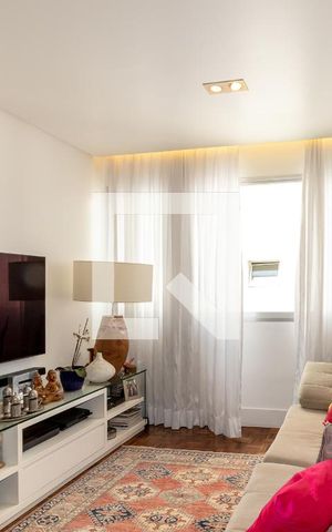 Apartamento à venda com 88m², 2 quartos e 1 vaga Apartamento à venda com 88m², 2 quartos e 1 vagaSala