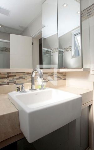 Apartamento à venda com 157m², 3 quartos e sem vagaBanheiro 2