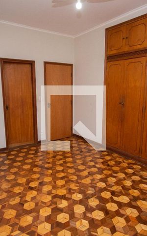 Casa para alugar com 398m², 5 quartos e 4 vagasSuíte 2