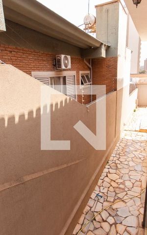 Casa para alugar com 398m², 5 quartos e 4 vagasVista da Suíte 2