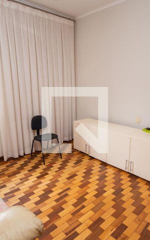 Casa para alugar com 398m², 5 quartos e 4 vagasQuarto 1