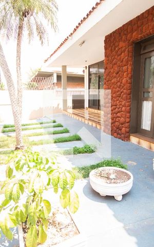 Casa para alugar com 398m², 5 quartos e 4 vagasGaragem