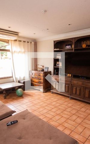 Casa para alugar com 450m², 5 quartos e sem vagaSala