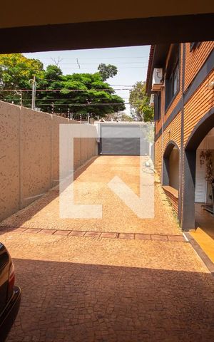 Casa para alugar com 450m², 5 quartos e sem vagaGaragem